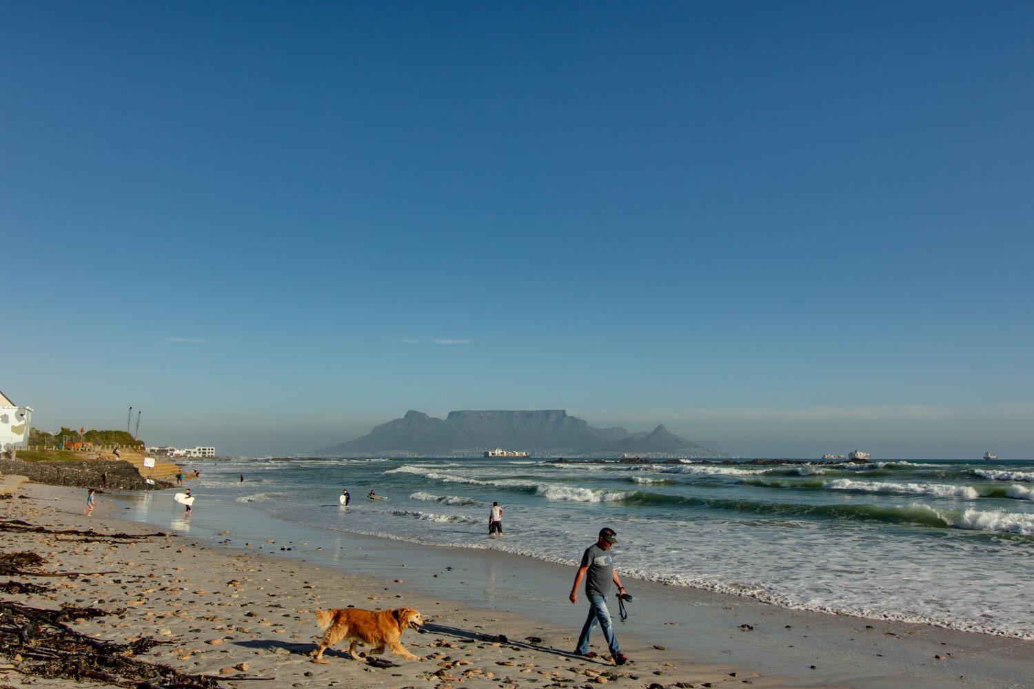 Blaauw Village Guest House Bloubergstrand Exterior photo